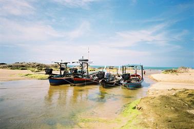 24 Thailand 2002 F1000004 Khao Lak Fischerdorf_478